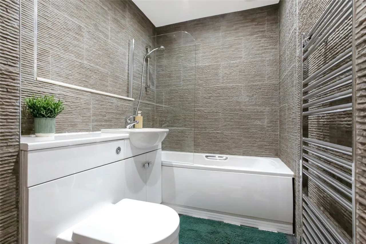 Campbell Close, Hamilton, South Lanarkshire, ML3, photo 14