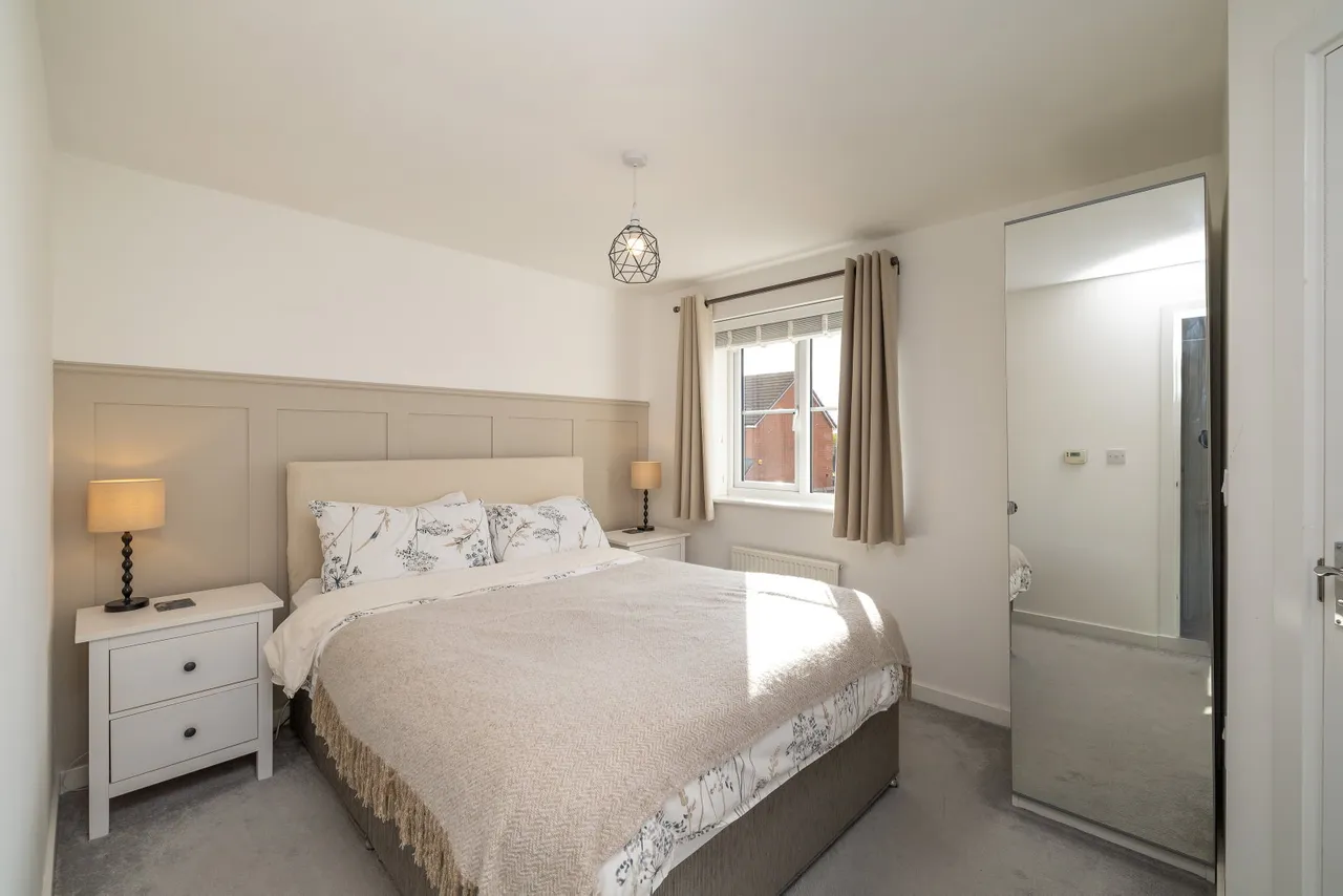 Lancaster Way, Whitnash, CV31, photo 11