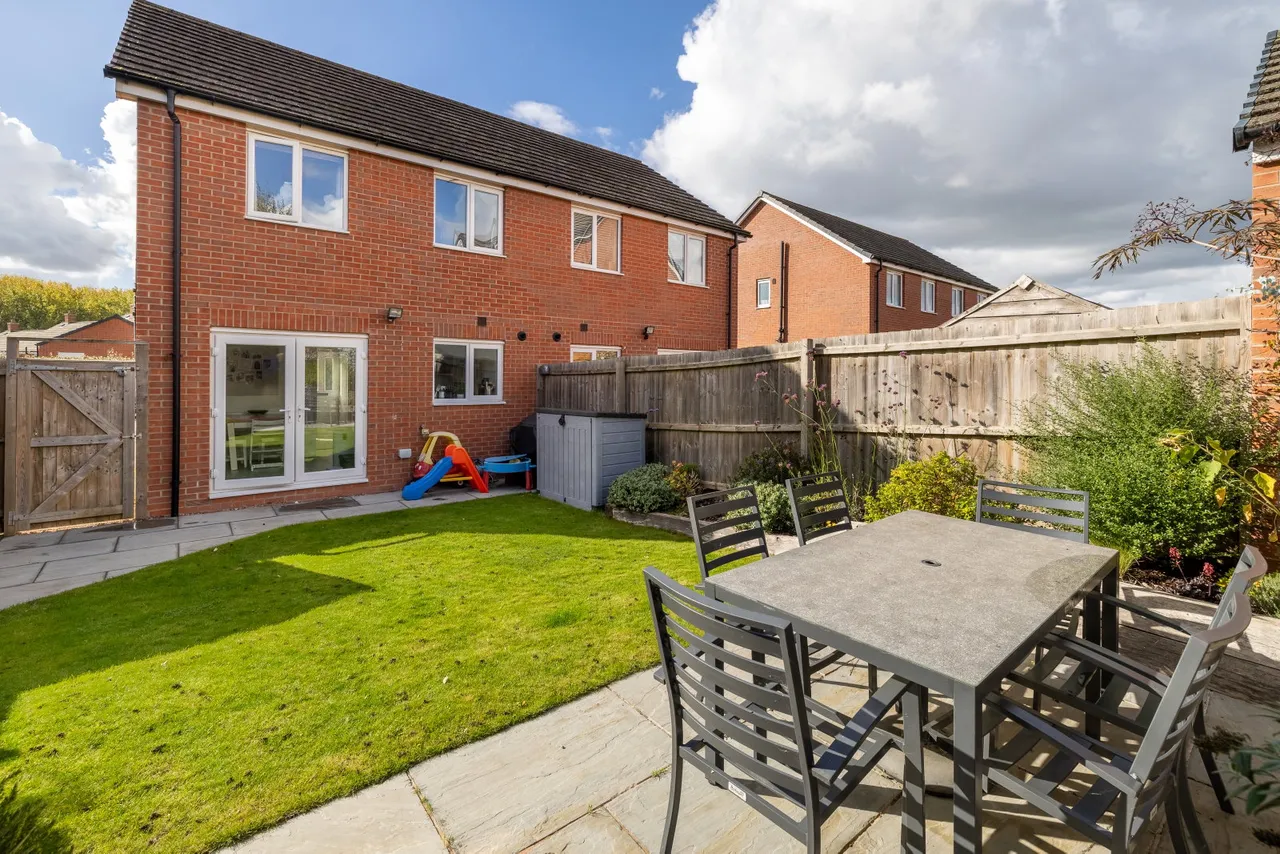 Lancaster Way, Whitnash, CV31, photo 19