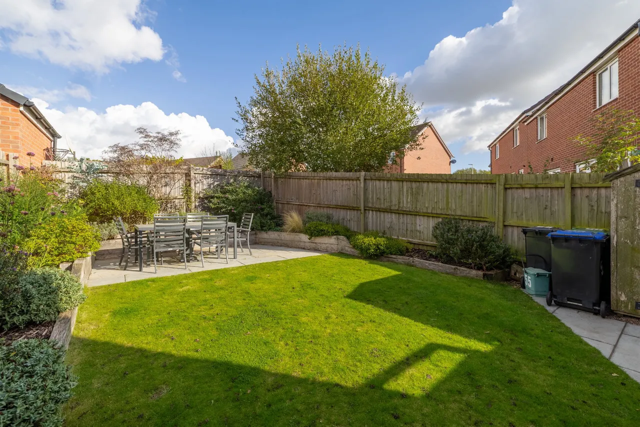 Lancaster Way, Whitnash, CV31, photo 18
