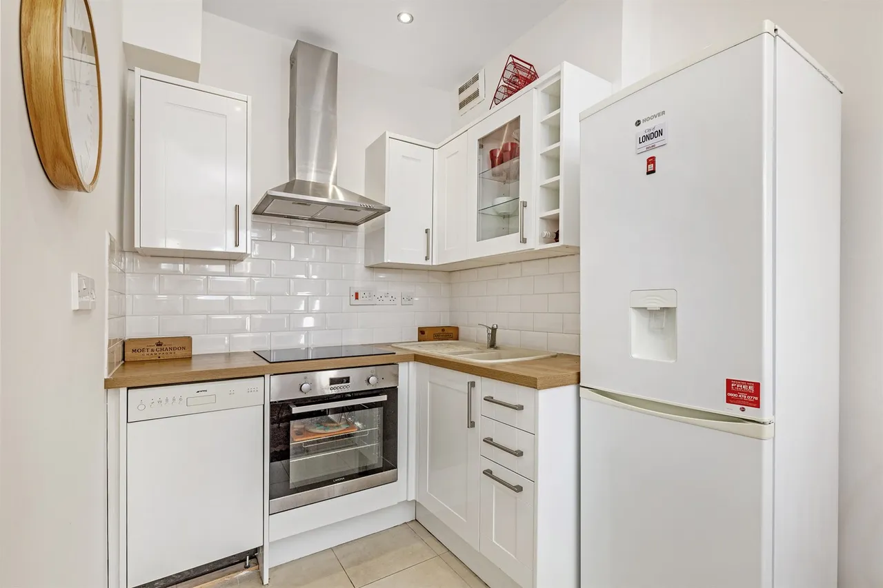 Roland Gardens, London, SW7, photo 6