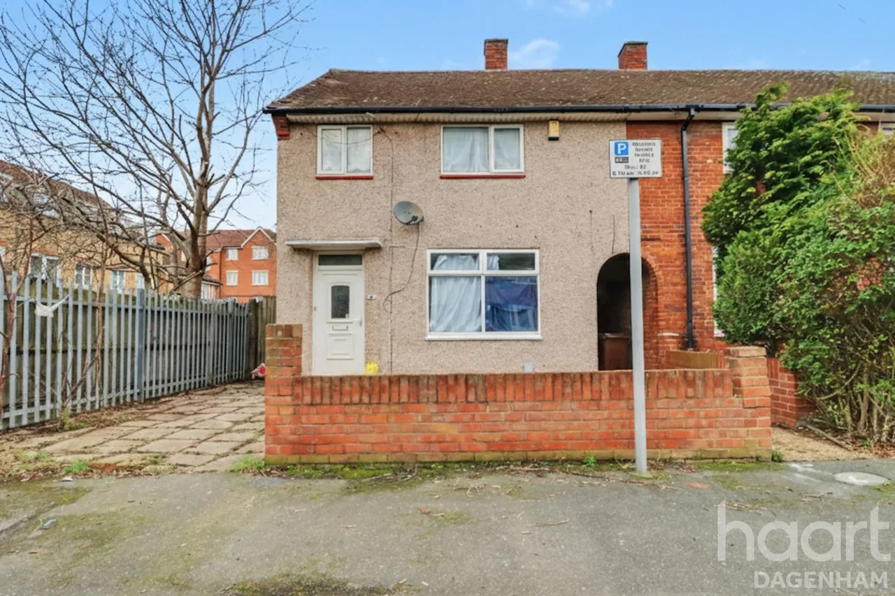 3 bed house for sale, Hedgemans Way, Dagenham, RM9