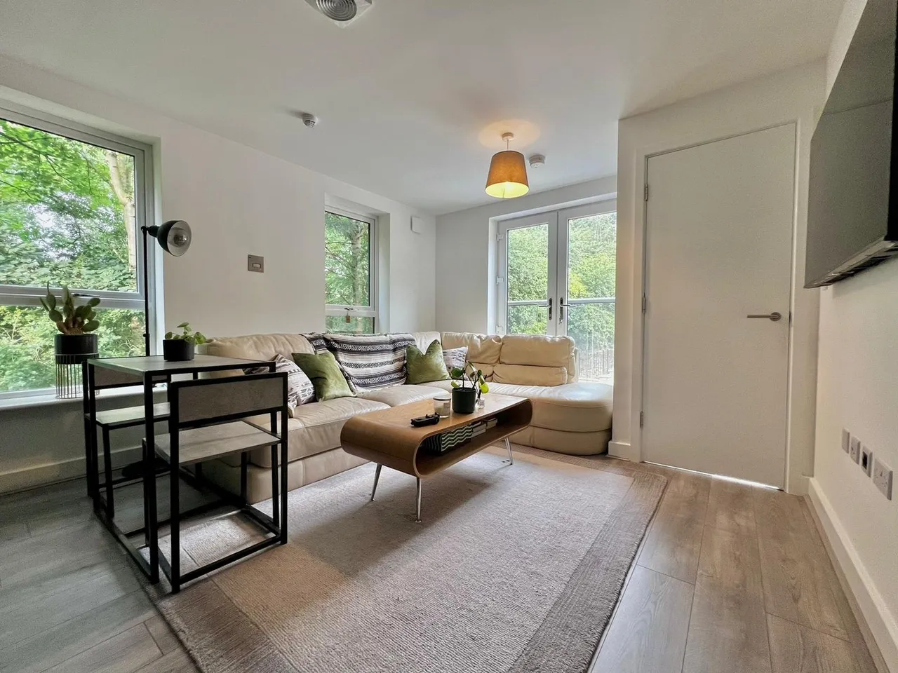 Copper Beech Court, Leeds, LS16, photo 6