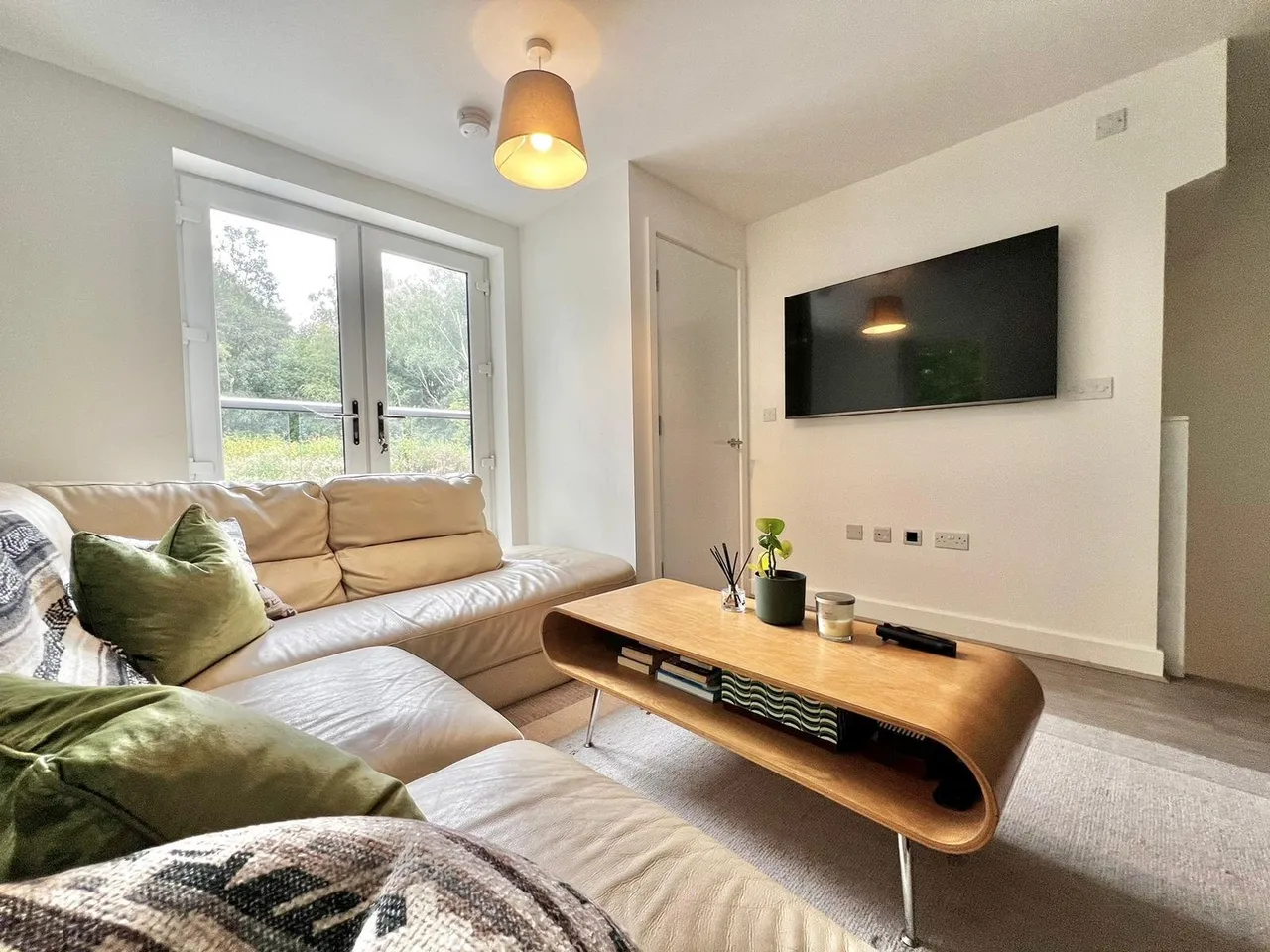 Copper Beech Court, Leeds, LS16, photo 5