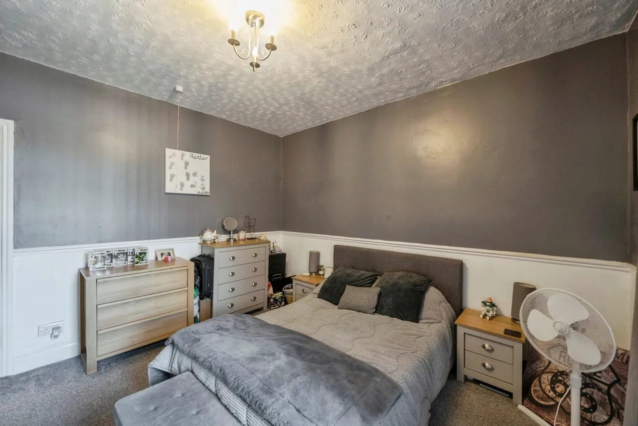 Doncaster Road, Conisbrough, Doncaster, South Yorkshire, DN12, photo 6