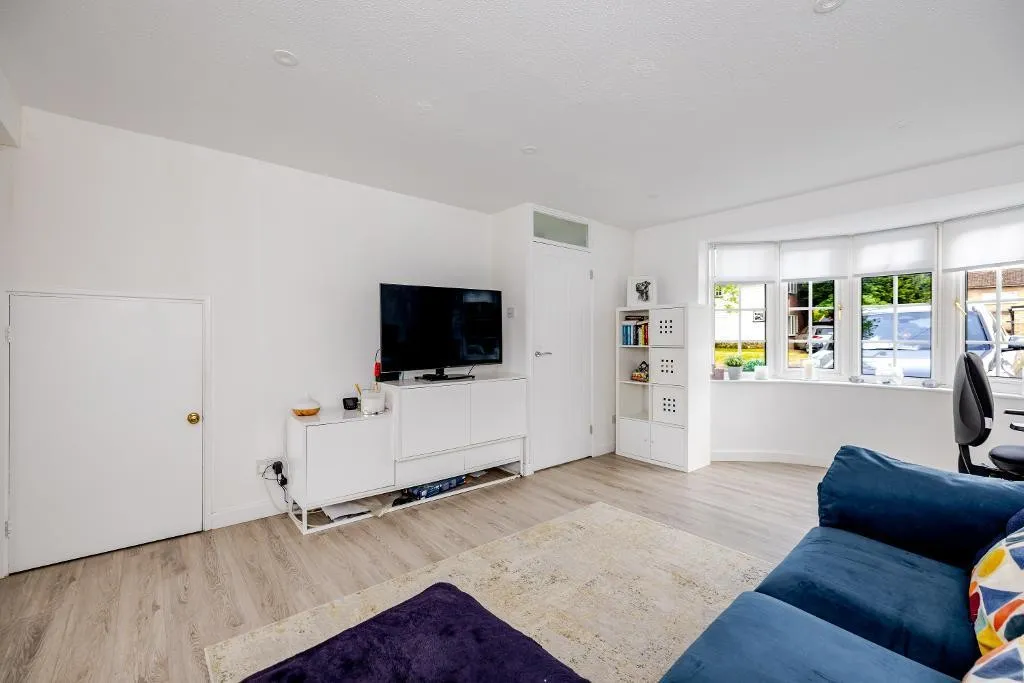 Hillbrow Court, Godstone, photo 11