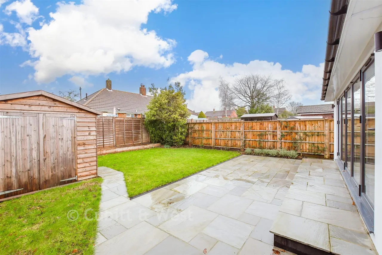 Fairlea Road, Emsworth, PO10, photo 15