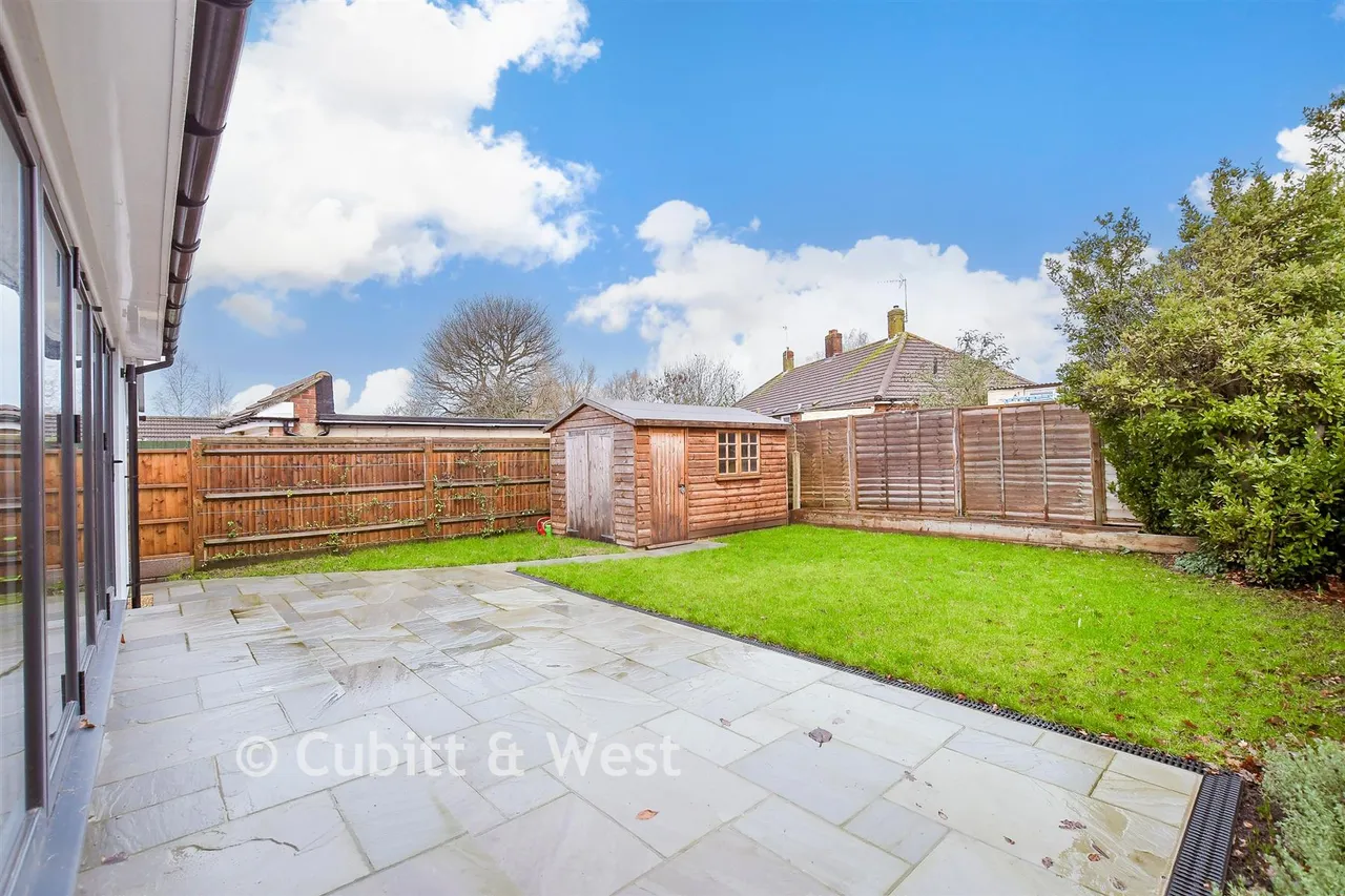 Fairlea Road, Emsworth, PO10, photo 13