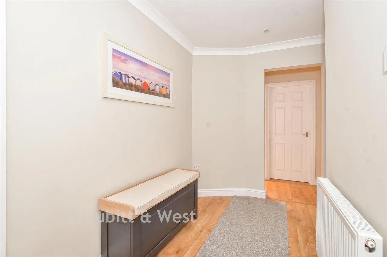 Fairlea Road, Emsworth, PO10, photo 12