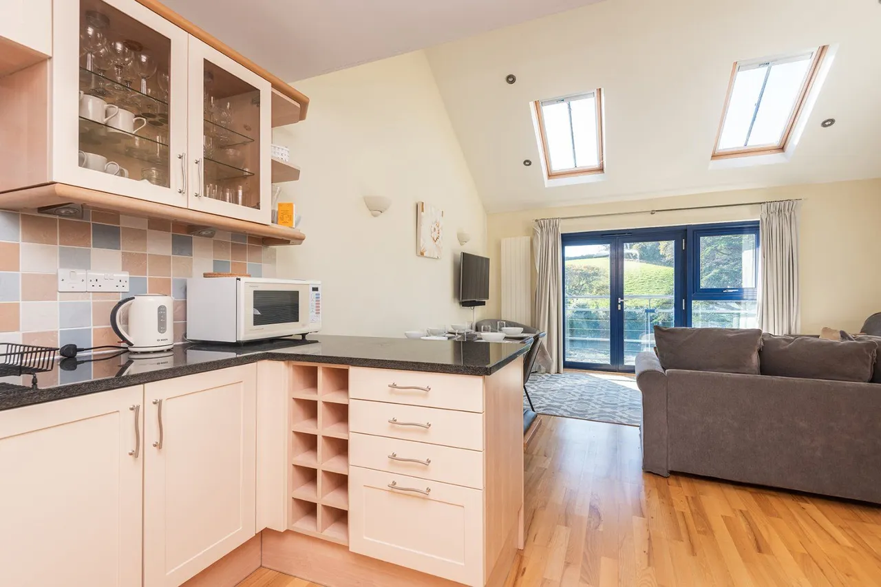 Crabshell Quay, Embankment Road, Kingsbridge, Devon, TQ7 1JX, photo 10