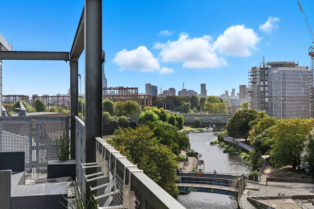 Island House, London, E3, photo 3