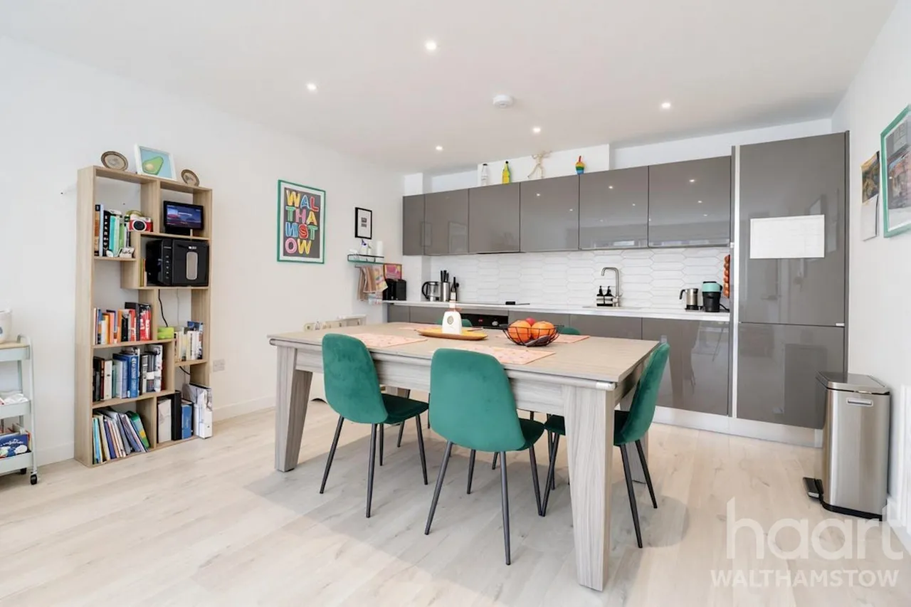 Picture House Mews, Walthamstow, E17, photo 3