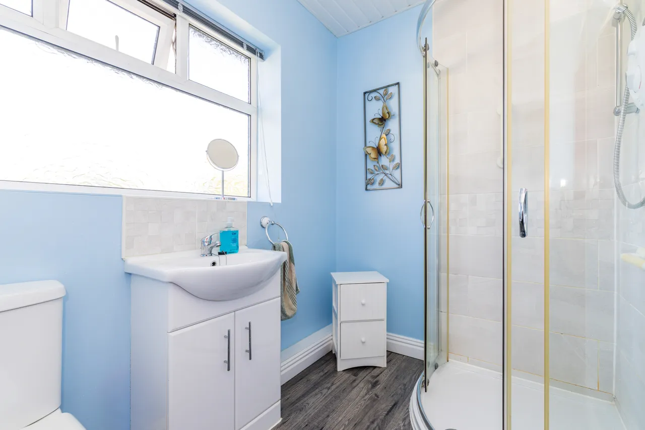 Stroud Close, Whelley, WN2, photo 9
