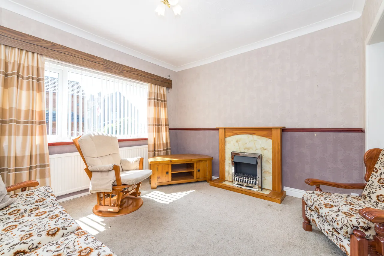 Stroud Close, Whelley, WN2, photo 3