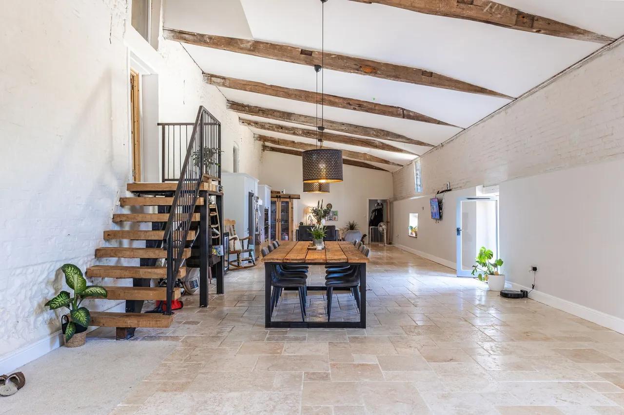 Richly Historic Grade II Listed Famil, photo 6