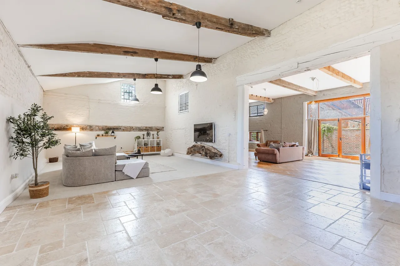 Richly Historic Grade II Listed Famil, photo 3