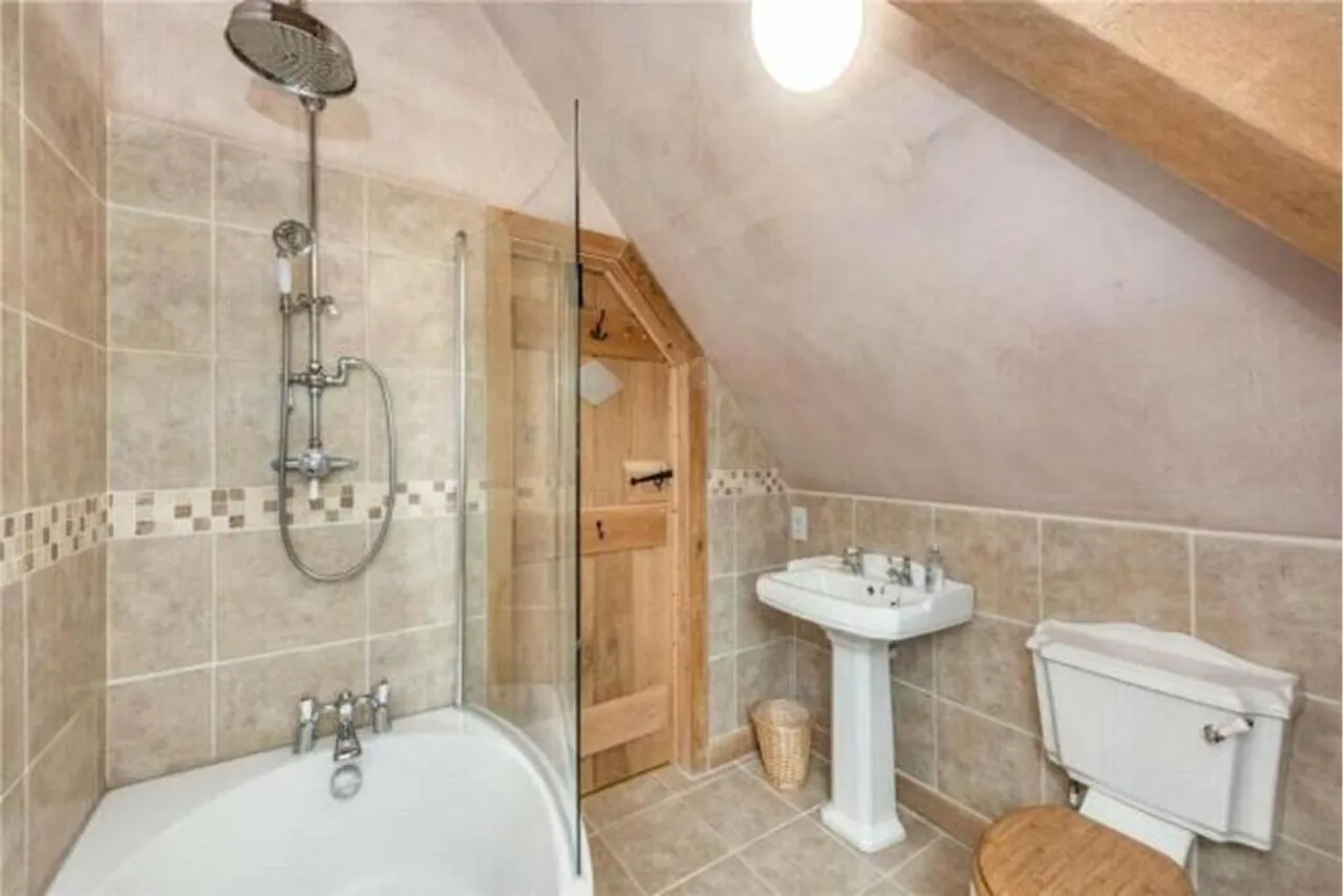 Broad Street, Cuckfield, RH17, photo 9