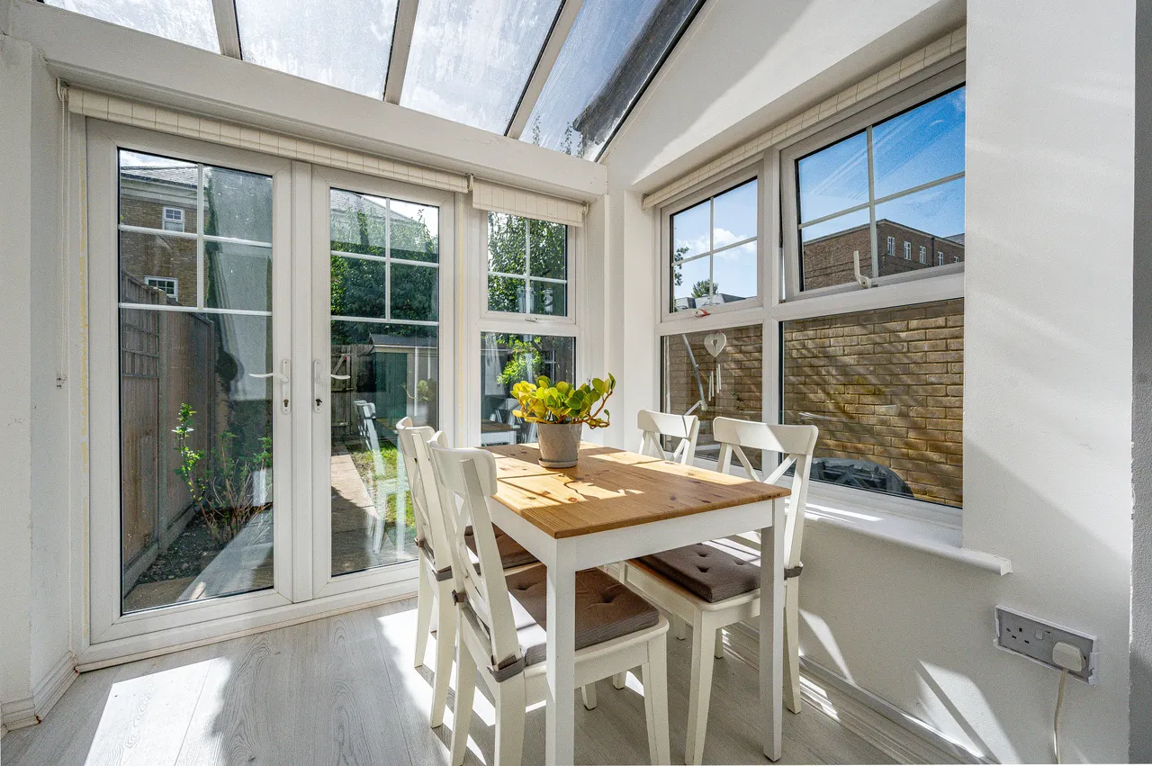 2 Hawksmoor Grove, Bromley, photo 7