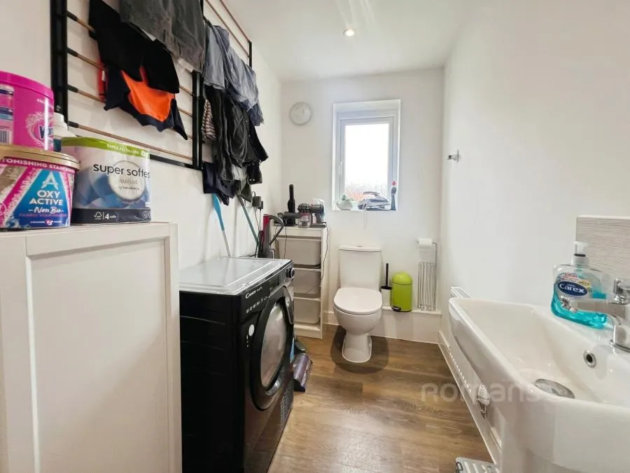 Barron Road, Tongham, GU10, photo 21