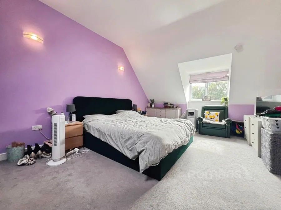 Barron Road, Tongham, GU10, photo 8
