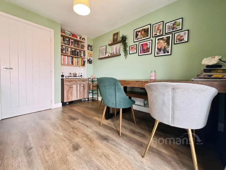 Barron Road, Tongham, GU10, photo 5