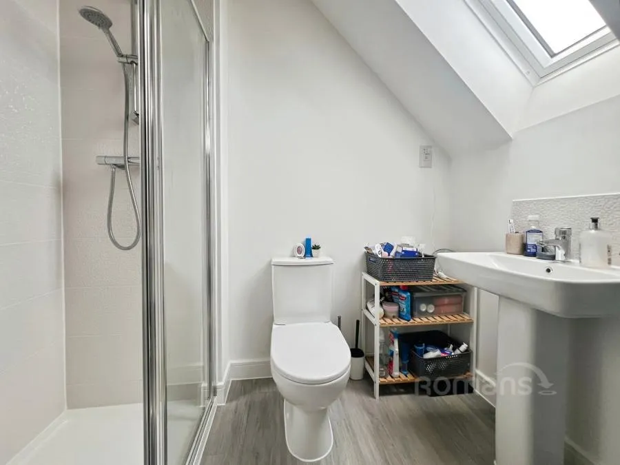 Barron Road, Tongham, GU10, photo 18