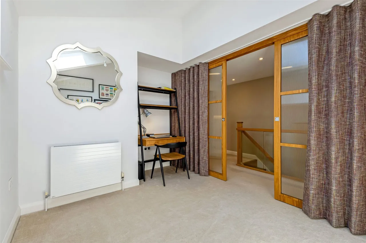 Queen Katherine Road, Lymington, SO41, photo 17
