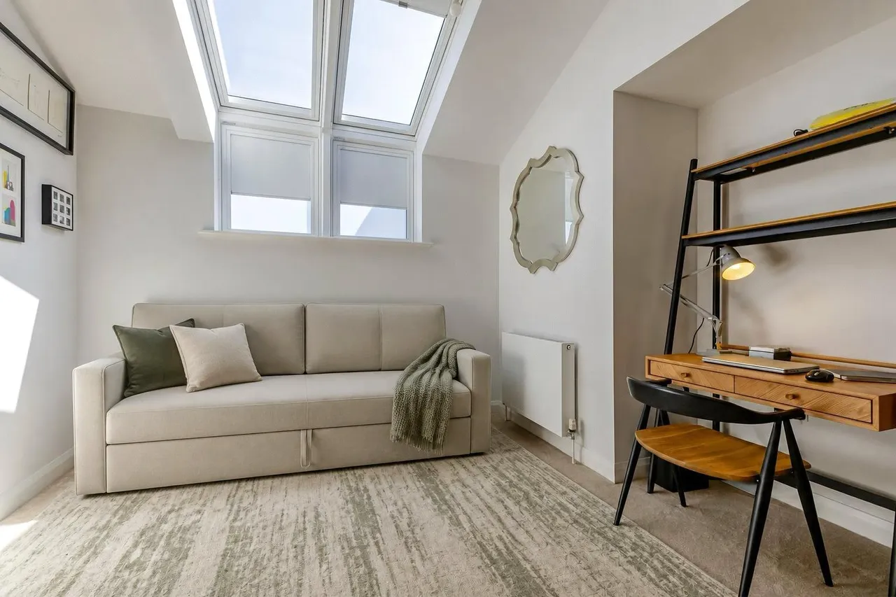 Queen Katherine Road, Lymington, SO41, photo 16