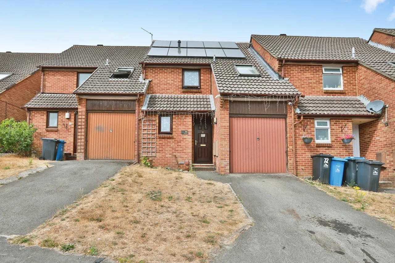 3 bed house for sale, Gussage Road, Poole, BH12