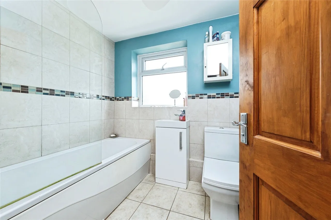 Dumas Close, Bicester, Oxfordshire, OX26, photo 8