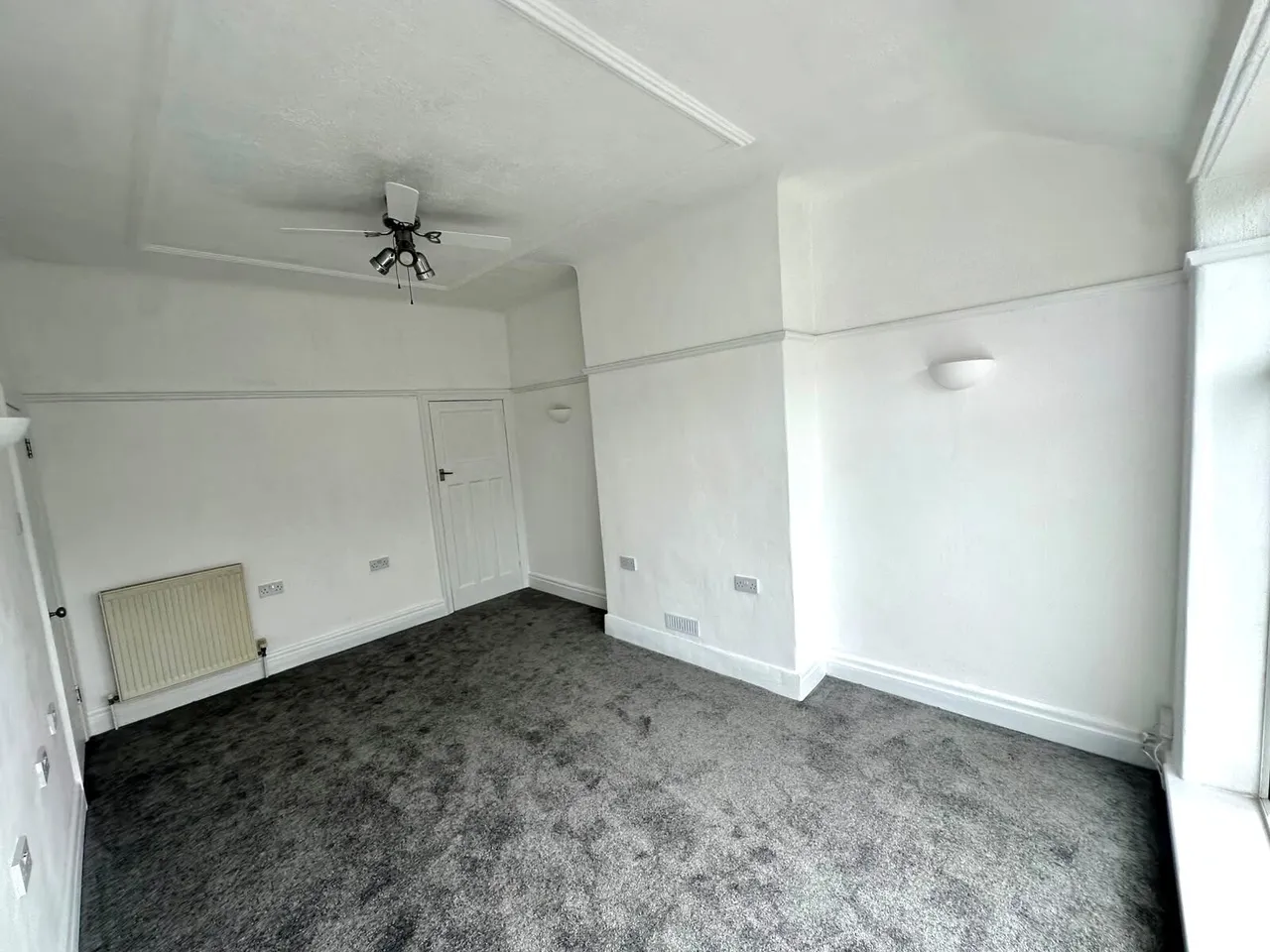 Old Chester Road, CH63, photo 10