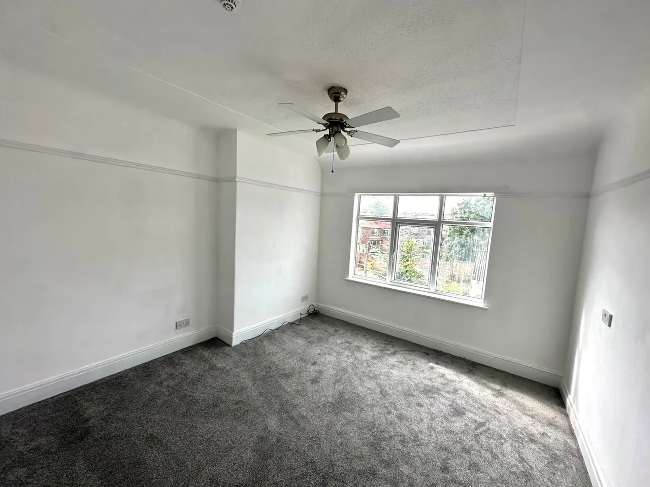 Old Chester Road, CH63, photo 9