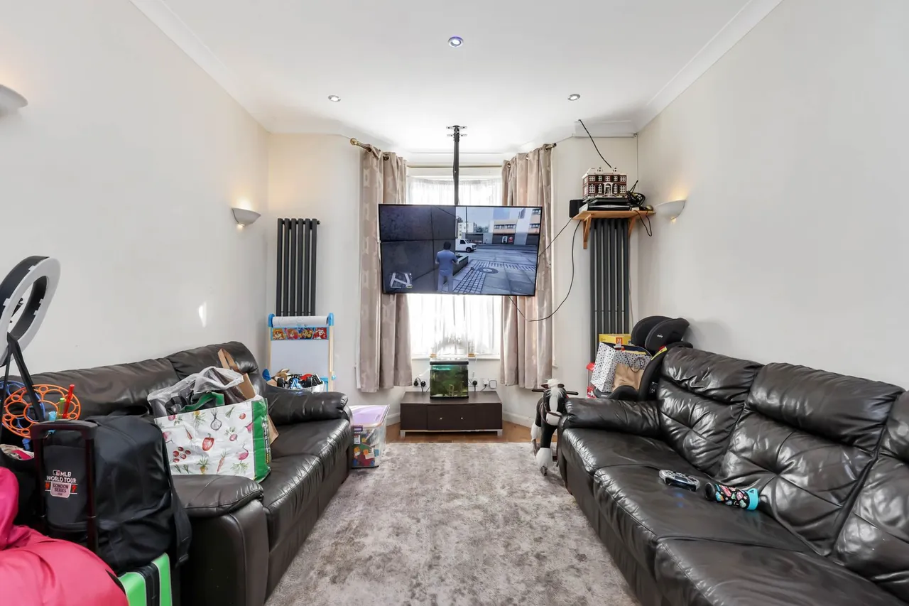 St Marys Road, Leyton, E10, photo 2