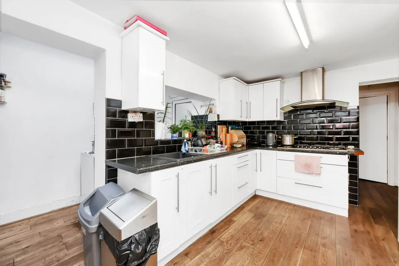 St Marys Road, Leyton, E10, photo 5