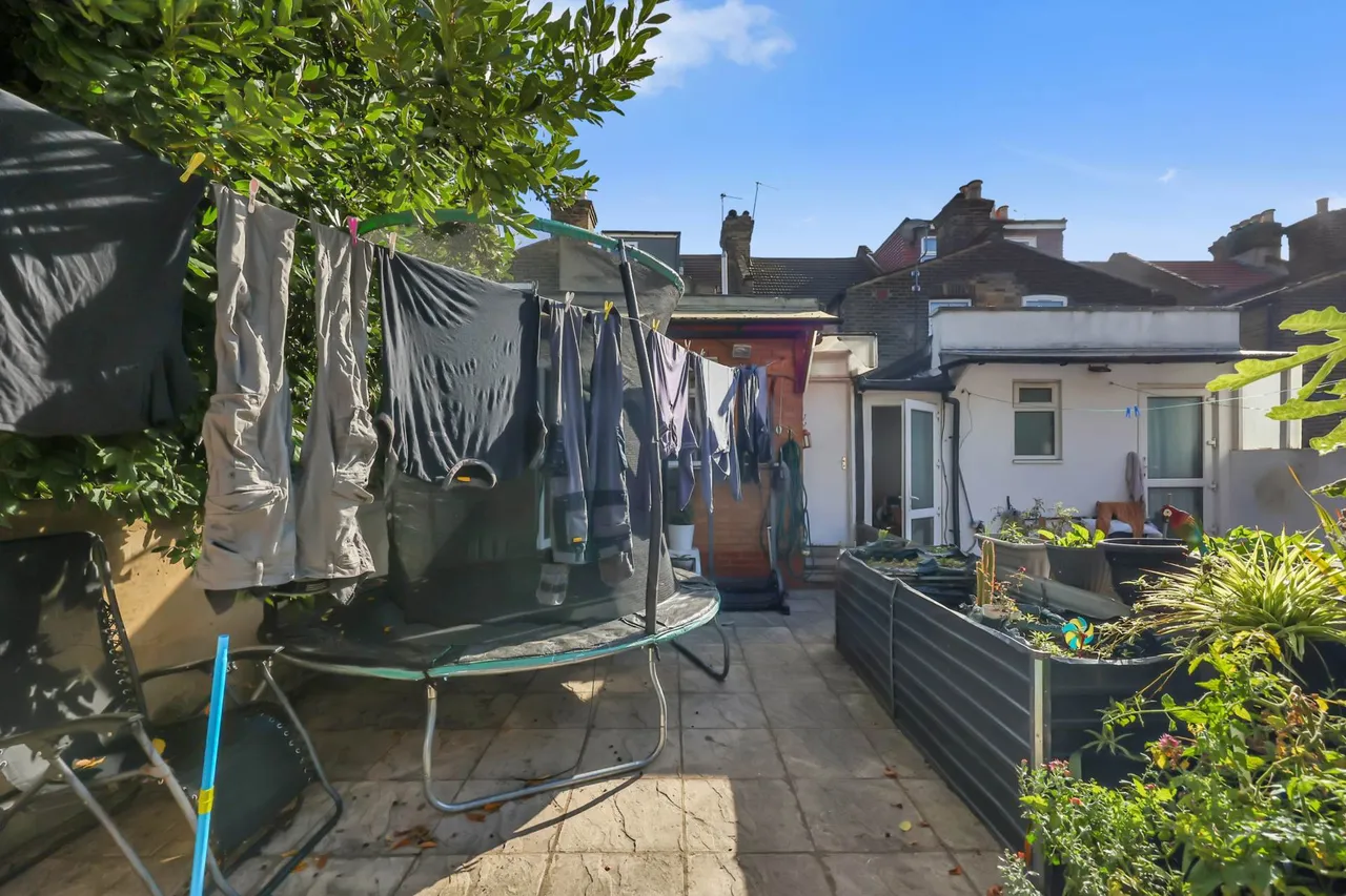 St Marys Road, Leyton, E10, photo 23