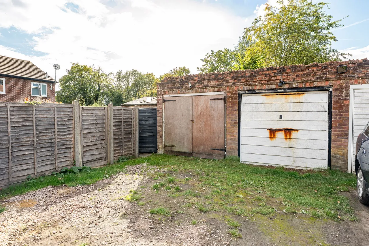 Easington Road, Dane End, SG12, photo 18