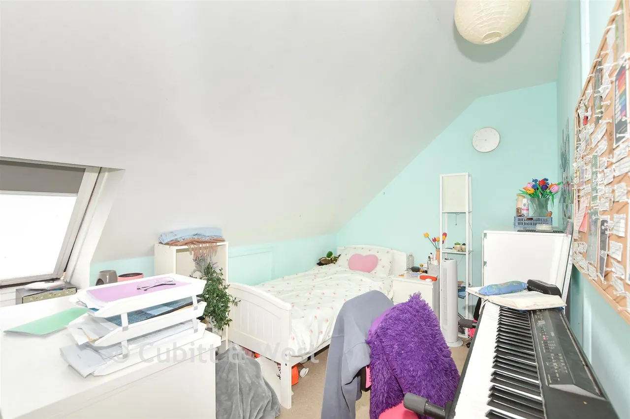 Wantley Hill Estate, Henfield, BN5, photo 18
