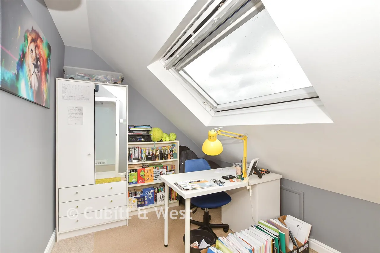 Wantley Hill Estate, Henfield, BN5, photo 17