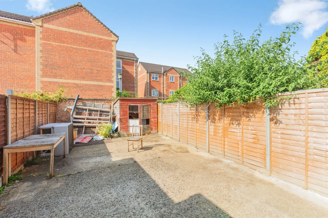 Huntly Grove, Peterborough, PE1, photo 14