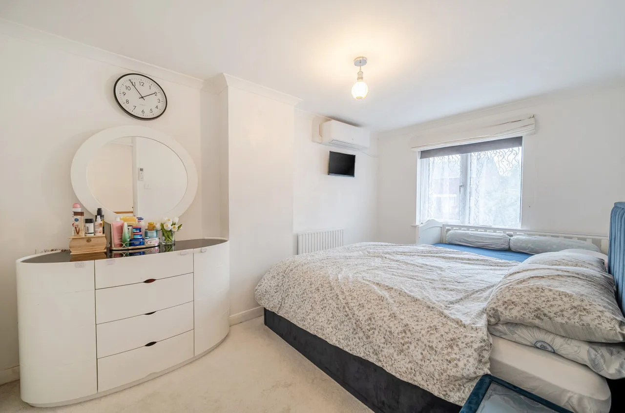 Tilney Close, Alton, GU34, photo 4