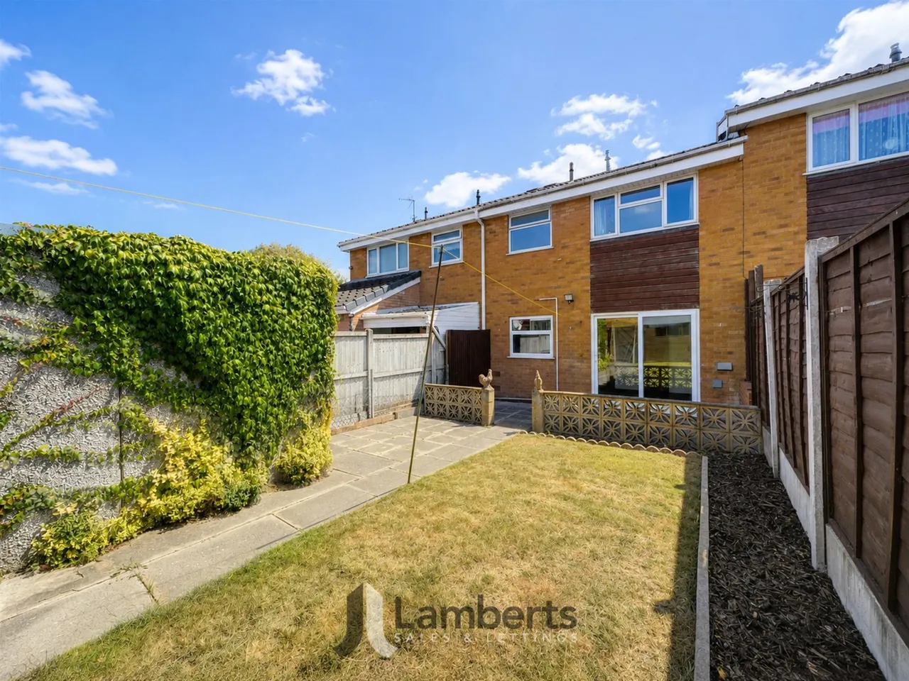 67 Eldorado Close, Studley, photo 14