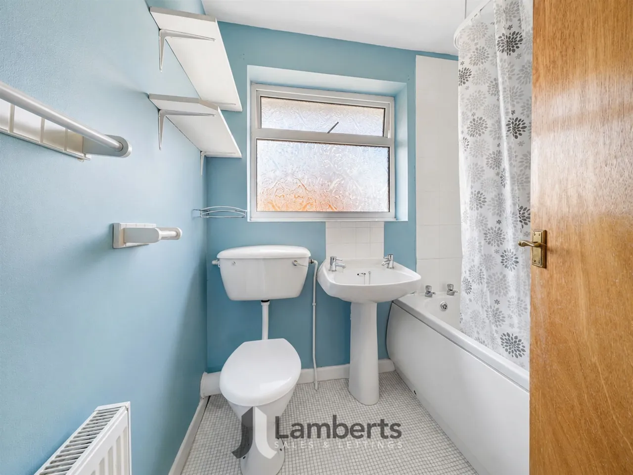 67 Eldorado Close, Studley, photo 7