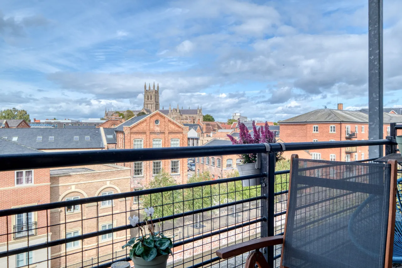 Bath Road, Worcester, WR5, photo 2