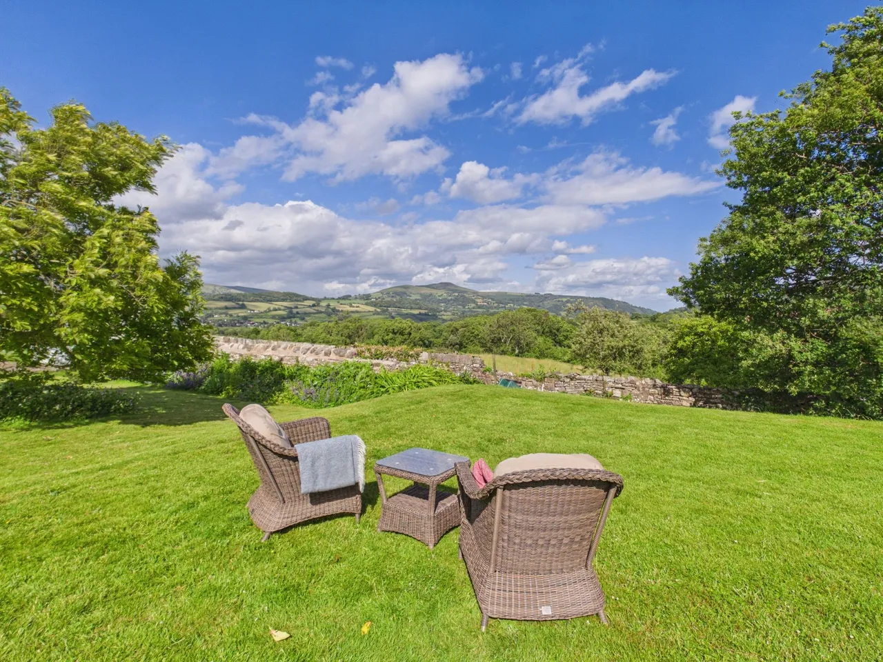 Llangattock, Crickhowell, NP8, photo 40