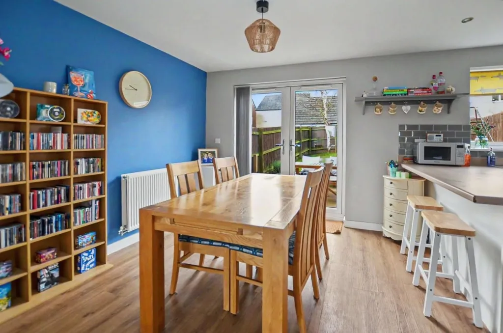 York Way, Harlestone Grange, photo 8