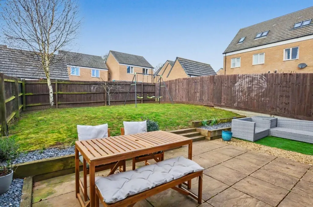 York Way, Harlestone Grange, photo 18
