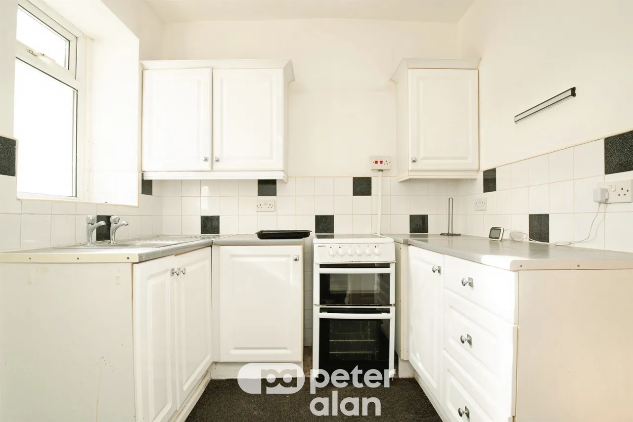 Gwent Street, Pontypool, NP4, photo 6