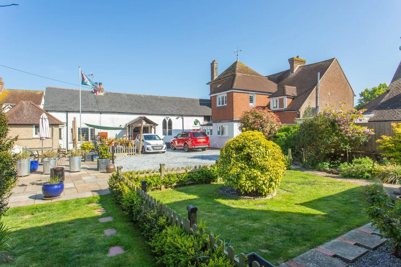 Sycamore Gardens, Dymchurch, TN29, photo 34