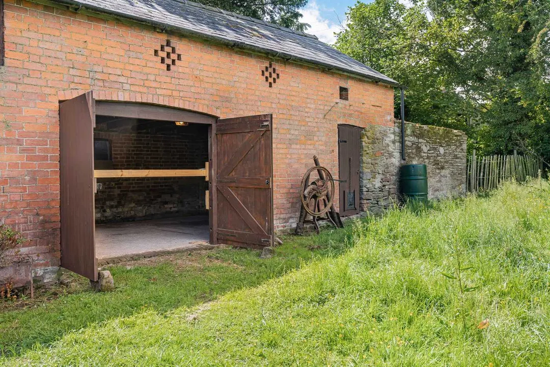 White House with approx 3 acres, Ledgemoor, Weobley, Herefordshire, photo 28