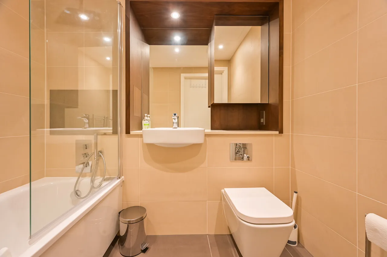 London, E14, photo 11